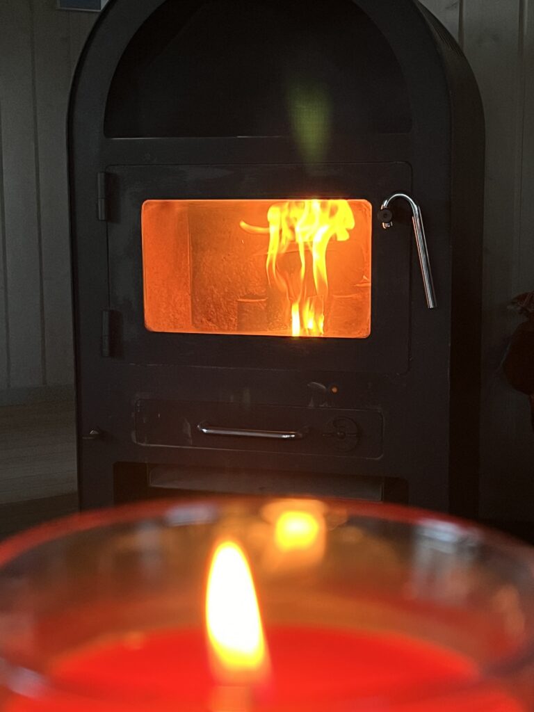 Herzensland Dänemark - Hygge vorm Kamin