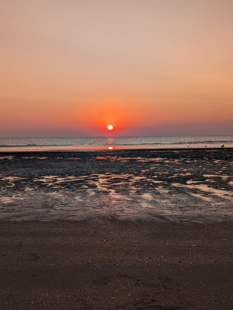 Sonnenuntergang am Strand auf Röm in Lakolk