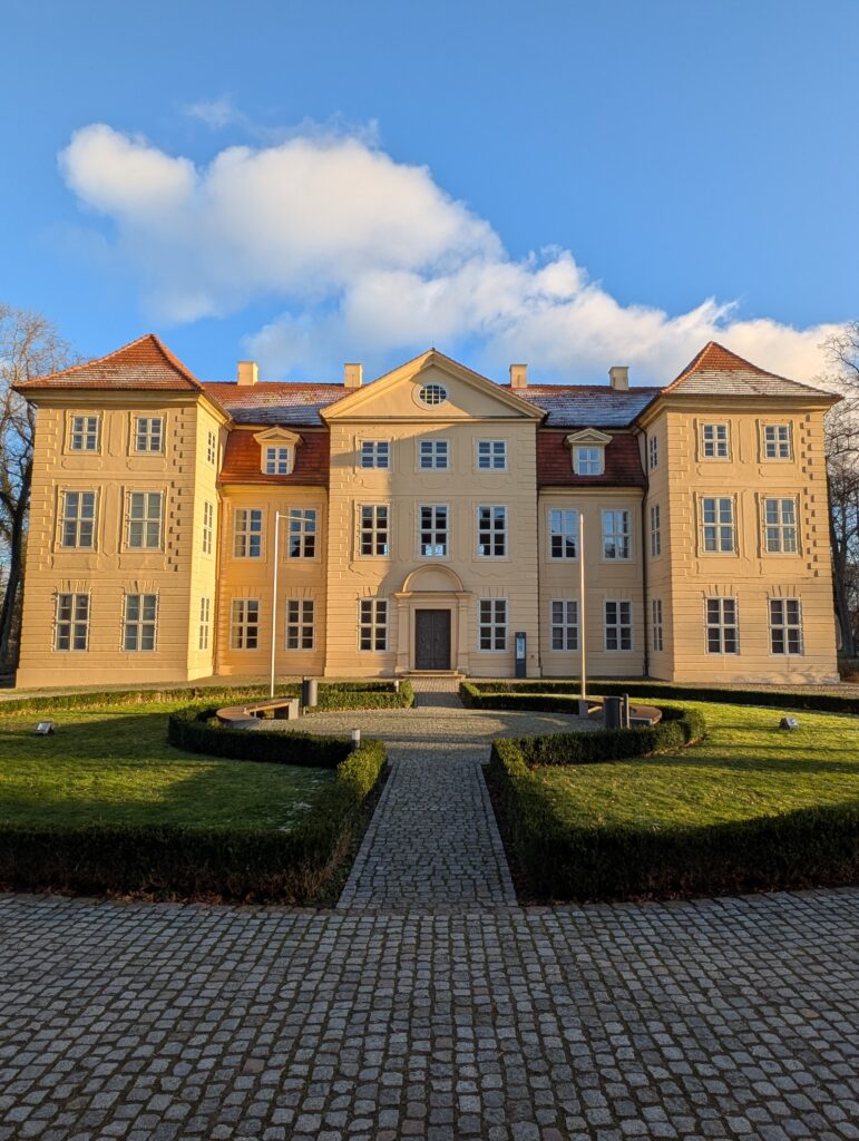 Ausflugstipps an der Mecklenburgischen Seenplatte von Mirow bis Müritz und Neustrelitz